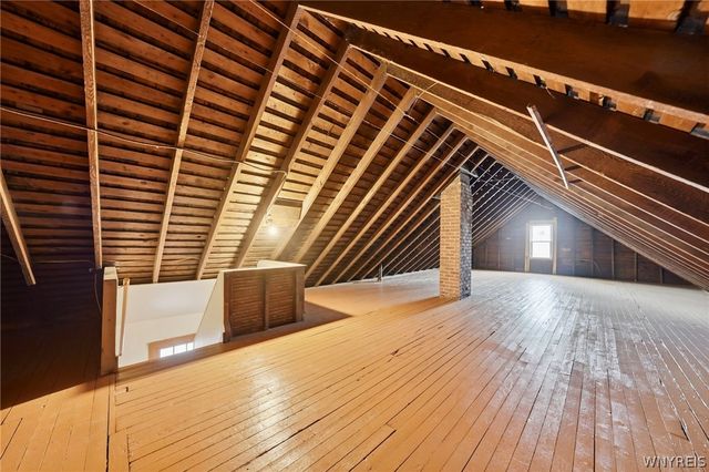 142 Lonsdale Road, Buffalo, NY 14208