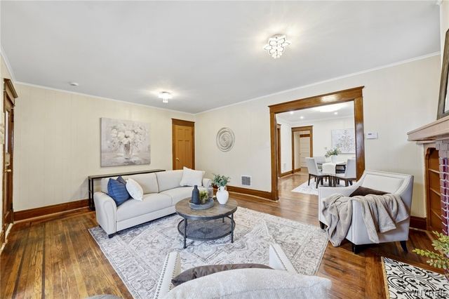 142 Lonsdale Road, Buffalo, NY 14208