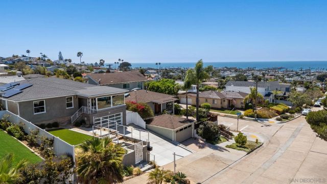 4483 Saratoga, San Diego, CA 92107