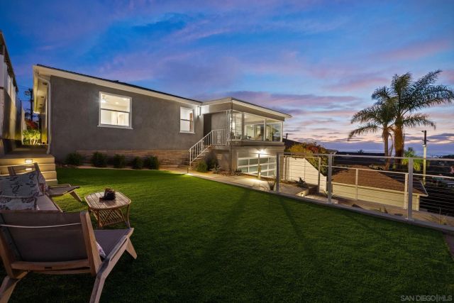 4483 Saratoga, San Diego, CA 92107