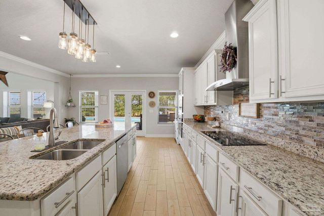 2961 Gemstone Cir, Pace, FL 32571