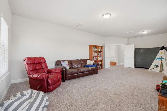 2961 Gemstone Cir, Pace, FL 32571