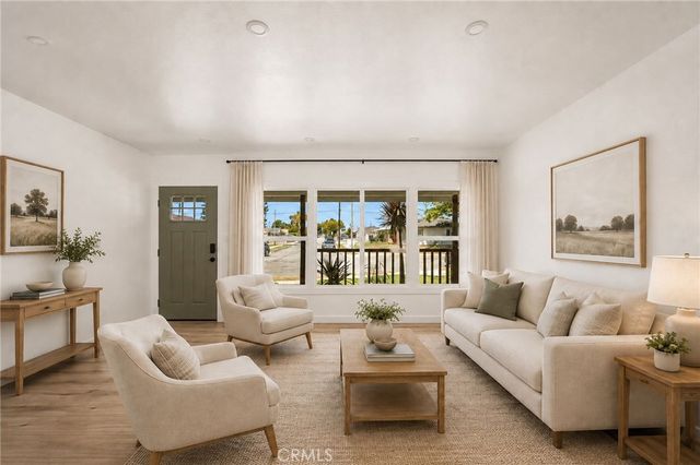 2430 W Bennett, Compton, CA 90220