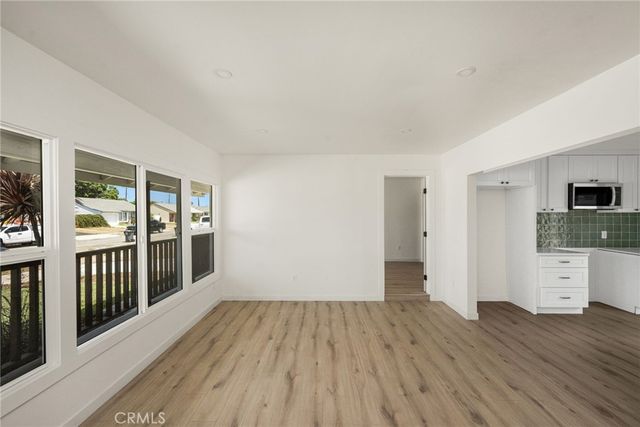 2430 W Bennett, Compton, CA 90220