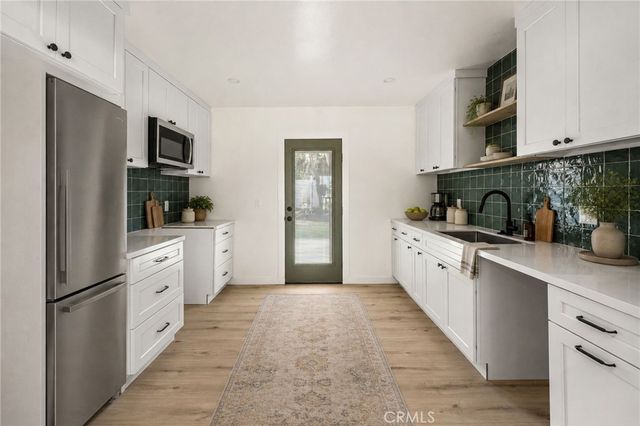 2430 W Bennett, Compton, CA 90220