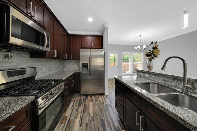 4732 Carmen Street B, Houston, TX 77033
