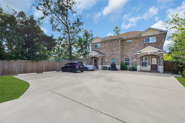 4732 Carmen Street B, Houston, TX 77033