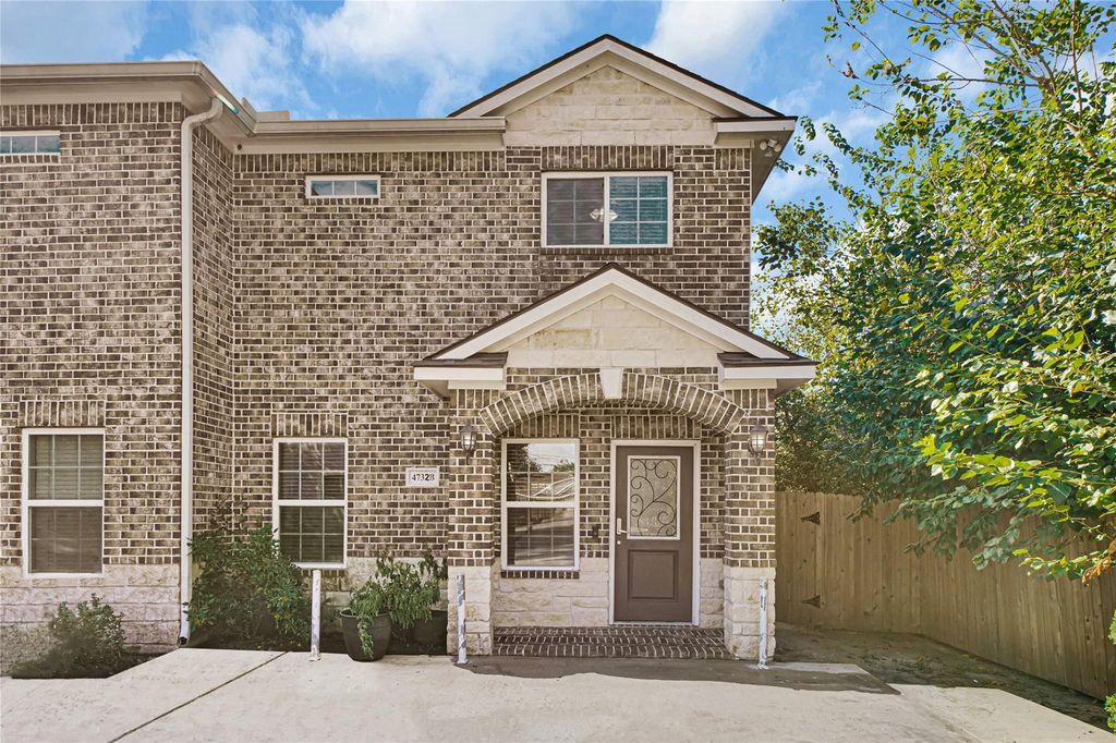 4732 Carmen Street B, Houston, TX 77033