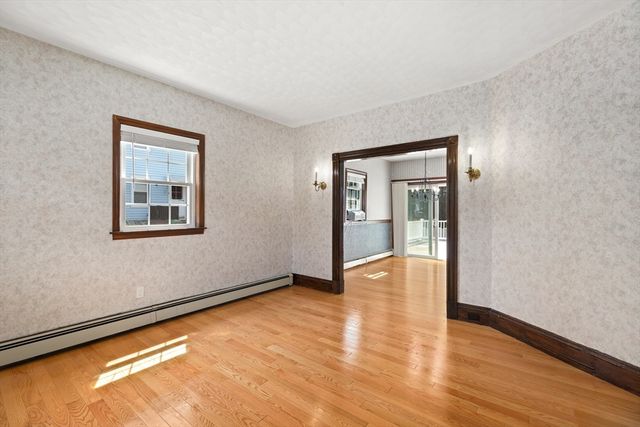 63 Oakdale Ave, Dedham, MA 02026