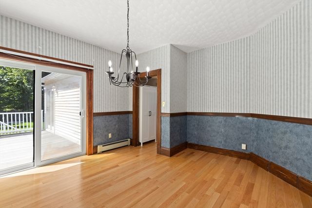 63 Oakdale Ave, Dedham, MA 02026