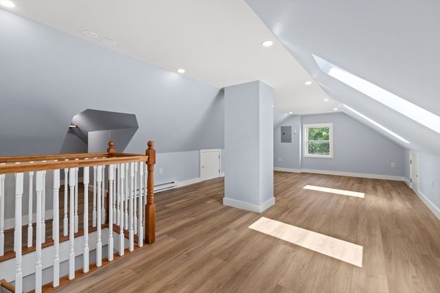63 Oakdale Ave, Dedham, MA 02026