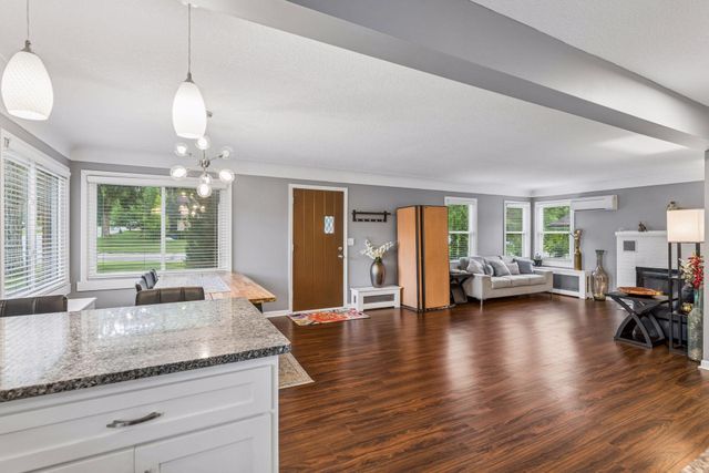 2940 Maryland Avenue S, Saint Louis Park, MN 55426