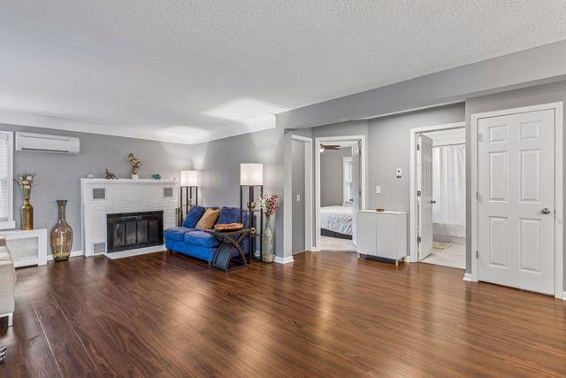 2940 Maryland Avenue S, Saint Louis Park, MN 55426