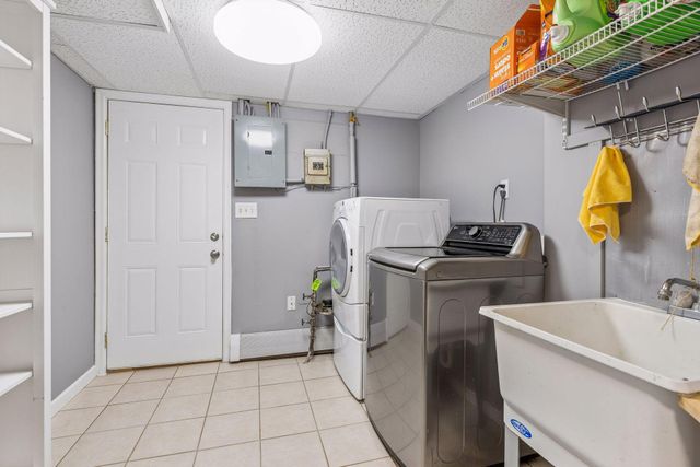 2940 Maryland Avenue S, Saint Louis Park, MN 55426