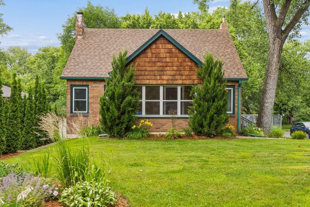 2940 Maryland Avenue S, Saint Louis Park, MN 55426