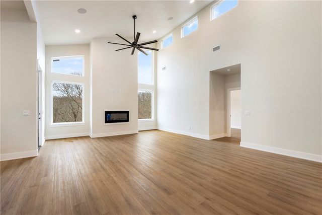 48 Lothian Drive, Bella Vista, AR 72715