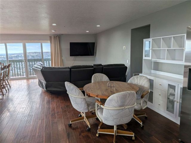 2362 Highview Lane, Spring Valley, CA 91977