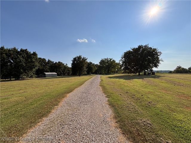 7170 Highway 217, Charleston, AR 72933