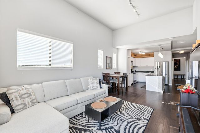 4411 Bowser Avenue 310, Dallas, TX 75219