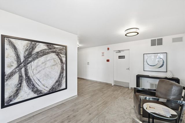 4411 Bowser Avenue 310, Dallas, TX 75219