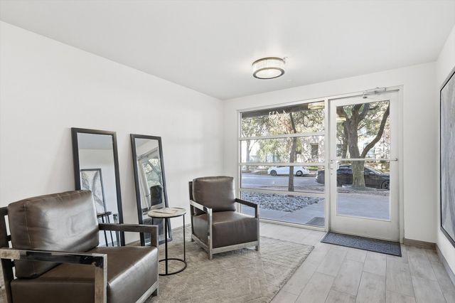 4411 Bowser Avenue 310, Dallas, TX 75219