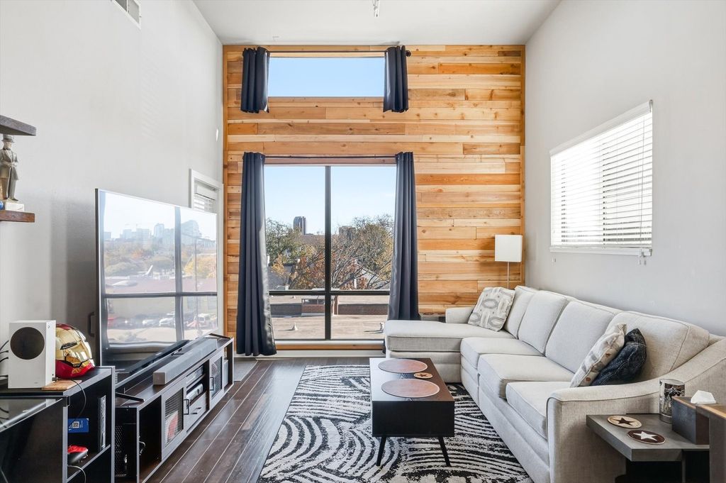 4411 Bowser Avenue 310, Dallas, TX 75219