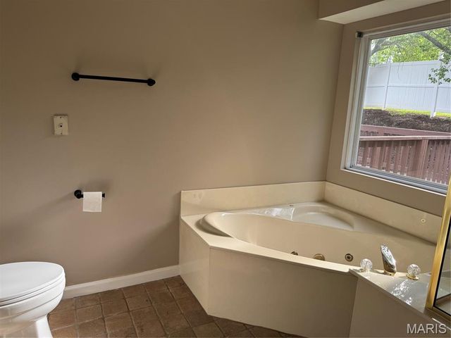 1953 Williamstown Drive, O'fallon, MO 63376
