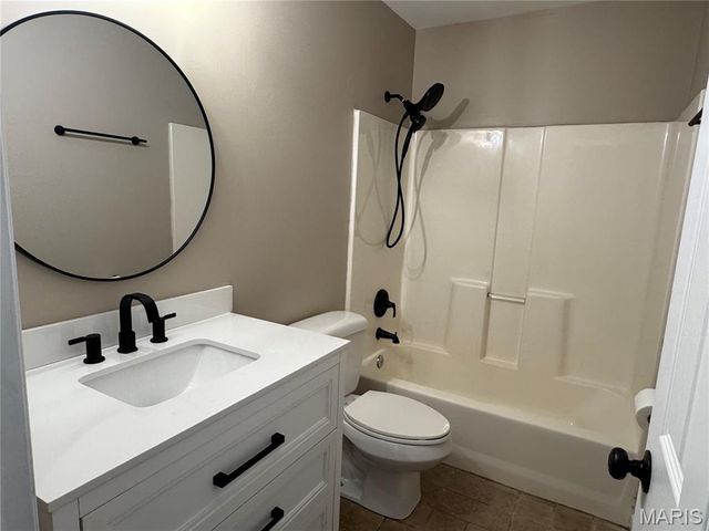 1953 Williamstown Drive, O'fallon, MO 63376