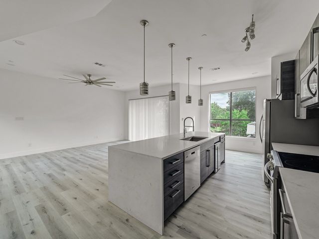 1022 Eldorado Avenue 102, Dallas, TX 75208