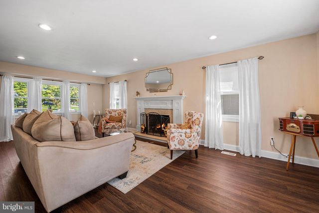 63 TREBING LN, Willingboro, NJ 08046