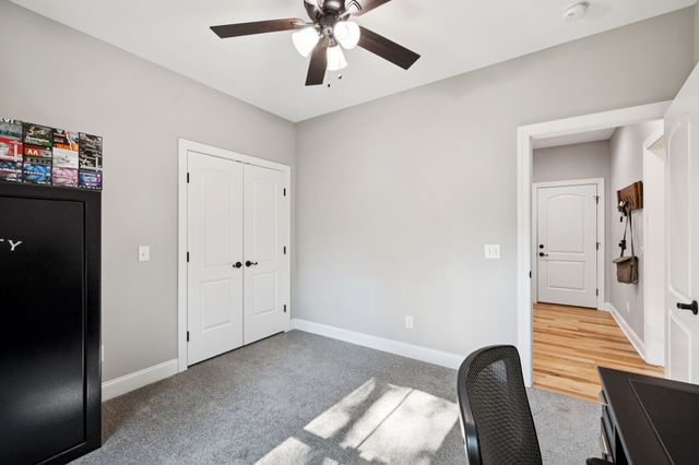 1365 Seymour Dr, Pleasant View, TN 37146