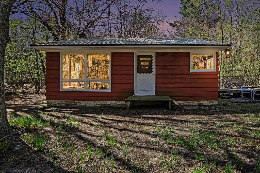 8303 Meinert Road, White River Twp, MI 49437