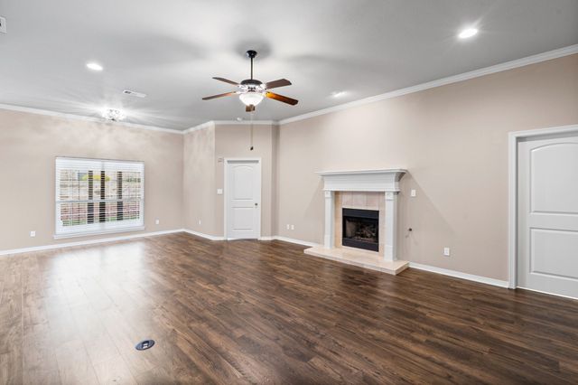 111 Crestway Drive 24, Cedar Hill, TX 75104