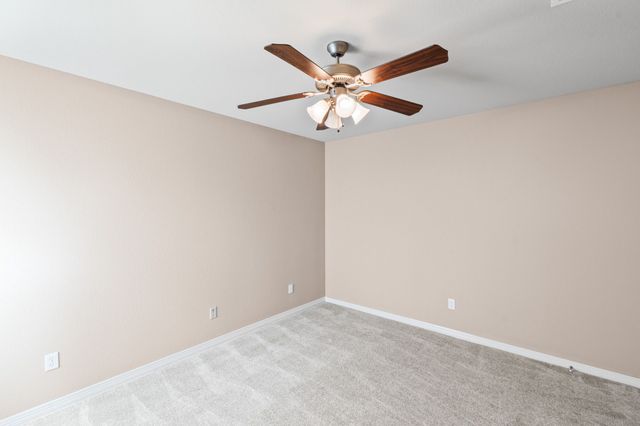 111 Crestway Drive 24, Cedar Hill, TX 75104