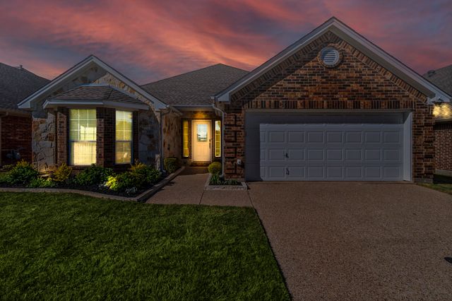 111 Crestway Drive 24, Cedar Hill, TX 75104