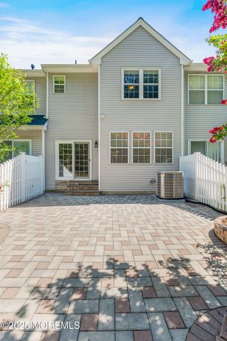 15 Faxon Drive, Robbinsville, NJ 08691