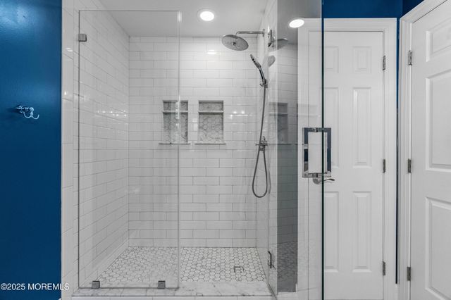 15 Faxon Drive, Robbinsville, NJ 08691