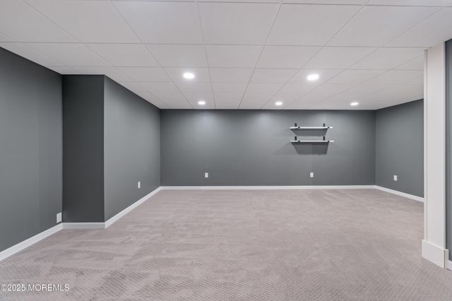 15 Faxon Drive, Robbinsville, NJ 08691