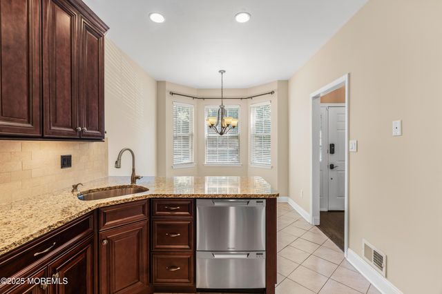 15 Faxon Drive, Robbinsville, NJ 08691