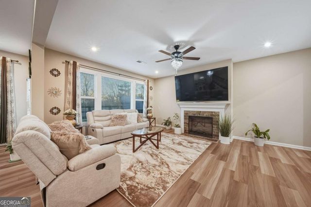 8080 Brewton Bend, Ball Ground, GA 30107