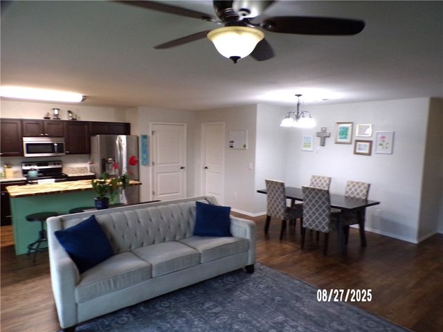 1361 Battery Drive, Prairie Grove, AR 72753
