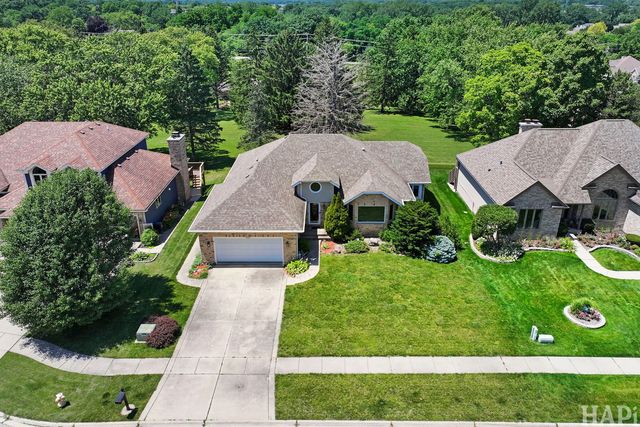 612 Edelweiss Drive, Antioch, IL 60002