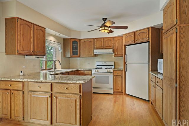 612 Edelweiss Drive, Antioch, IL 60002