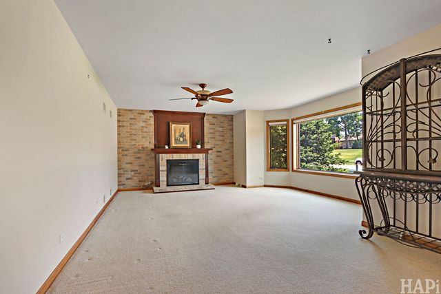 612 Edelweiss Drive, Antioch, IL 60002