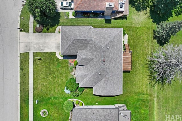612 Edelweiss Drive, Antioch, IL 60002