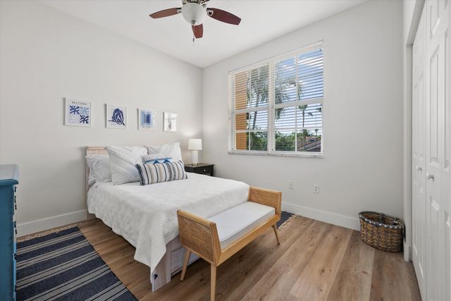 11770 St Andrews Place 301, Wellington, FL 33414