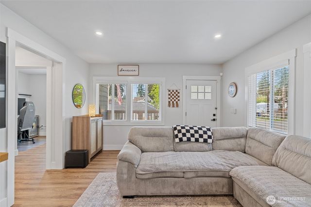 428 Henry Street, Shelton, WA 98584