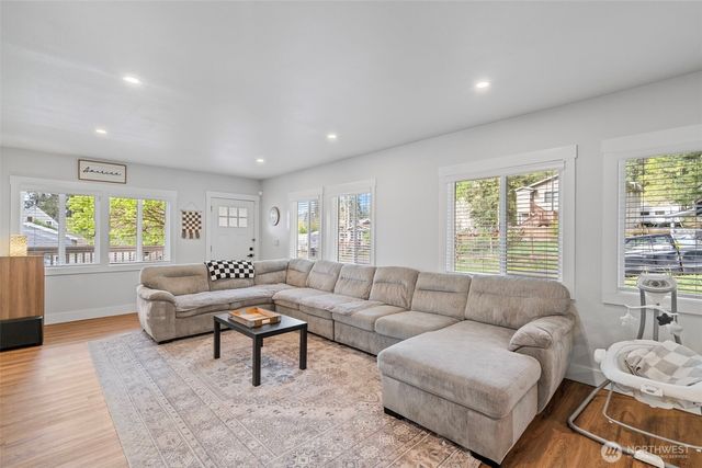 428 Henry Street, Shelton, WA 98584