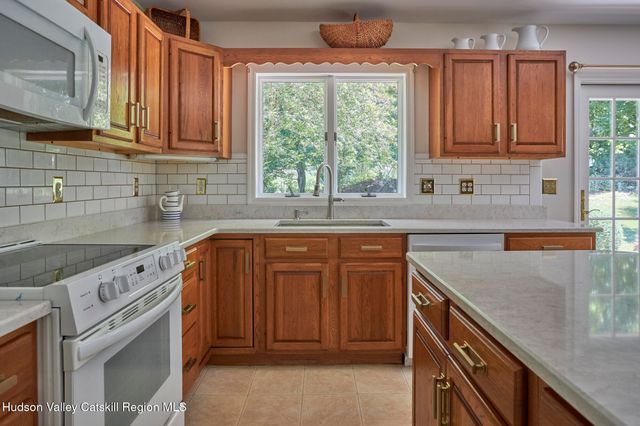 426 Northern Boulevard, Germantown, NY 12526