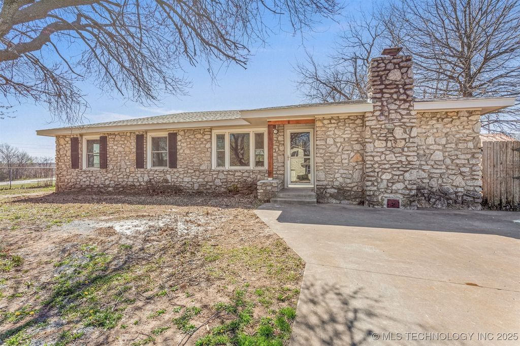 394 E 147th Street S, Glenpool, OK 74033